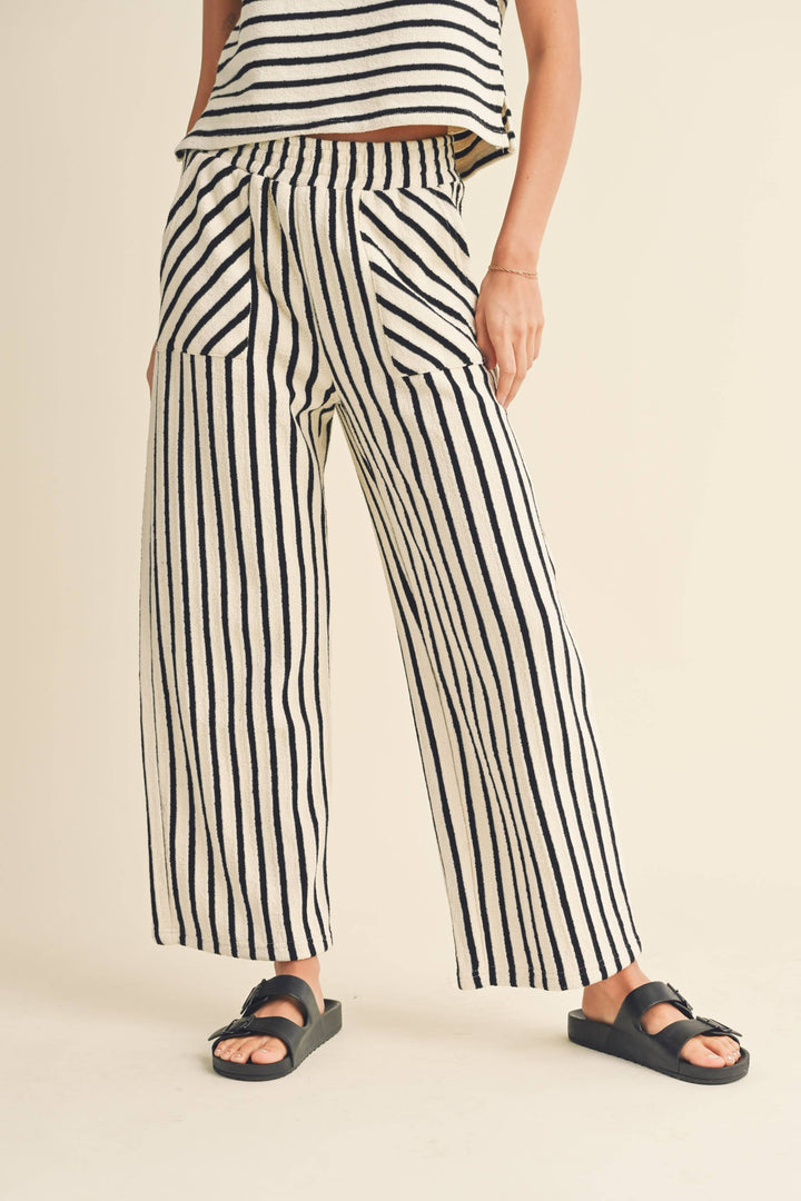 Textured Stripe Knitted Pants in Black and White