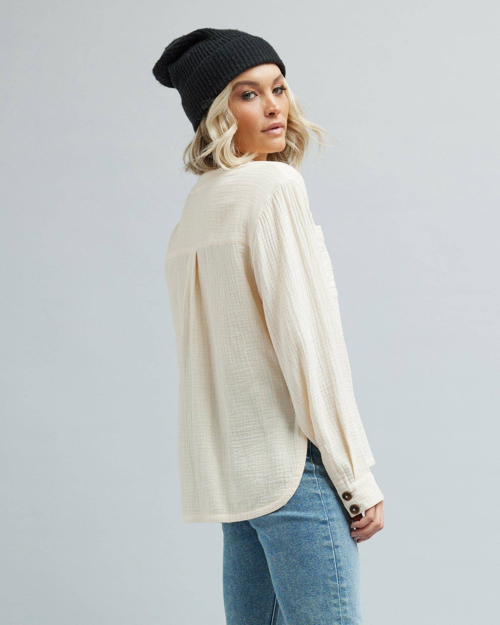 Carine Long Sleeve Top in Whitecap Gray by Downeast – Townsend Provisions