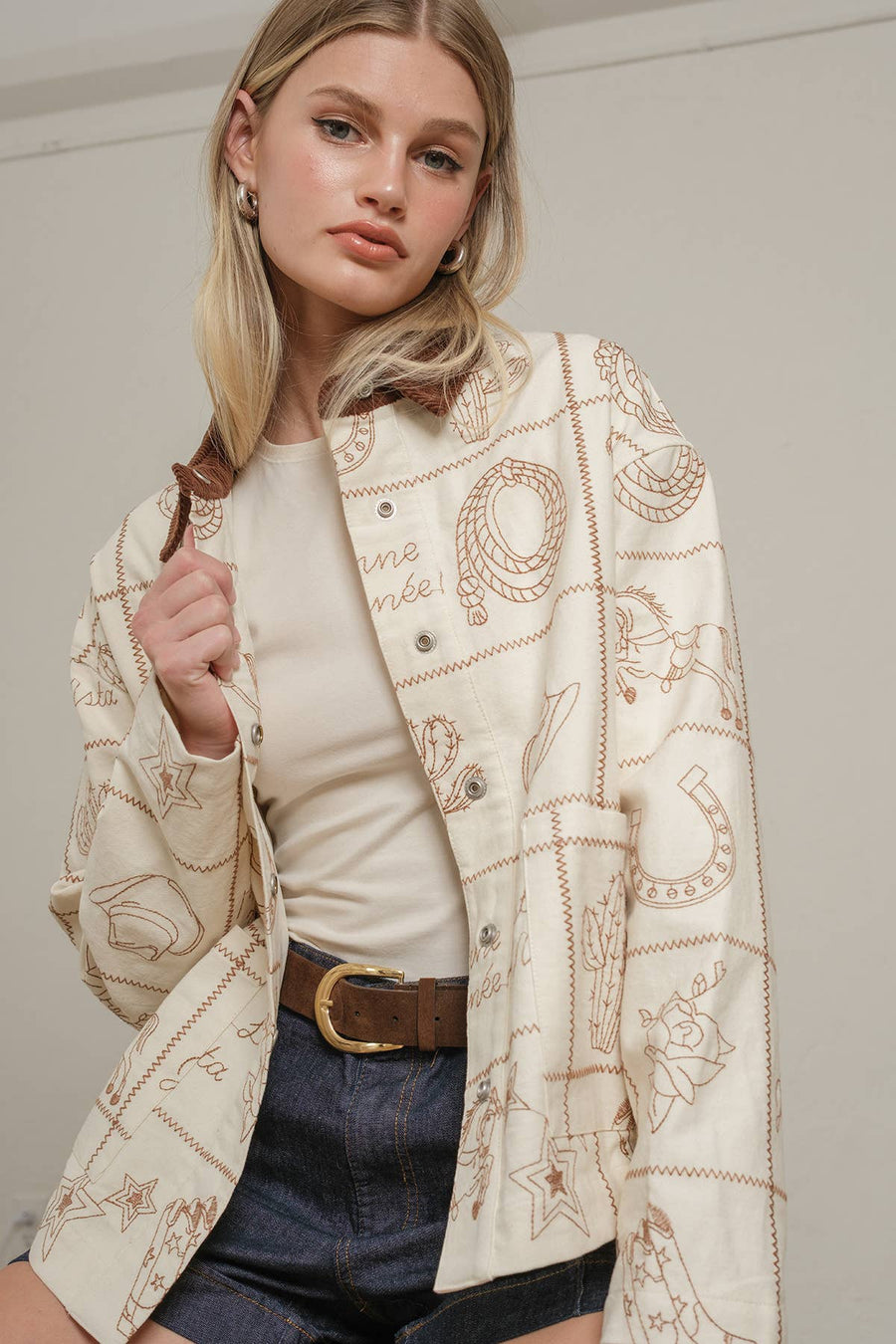 Western Embroidered Jacket with Corduroy Collar