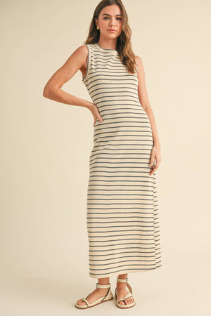 Striped Pattern Knitted Dress